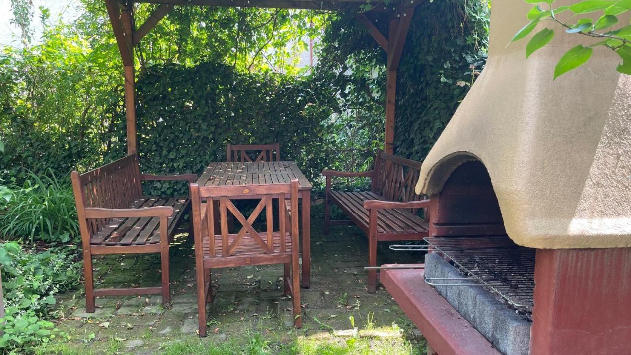 Kohaz Apartman Apartment Veszprem Luaran gambar